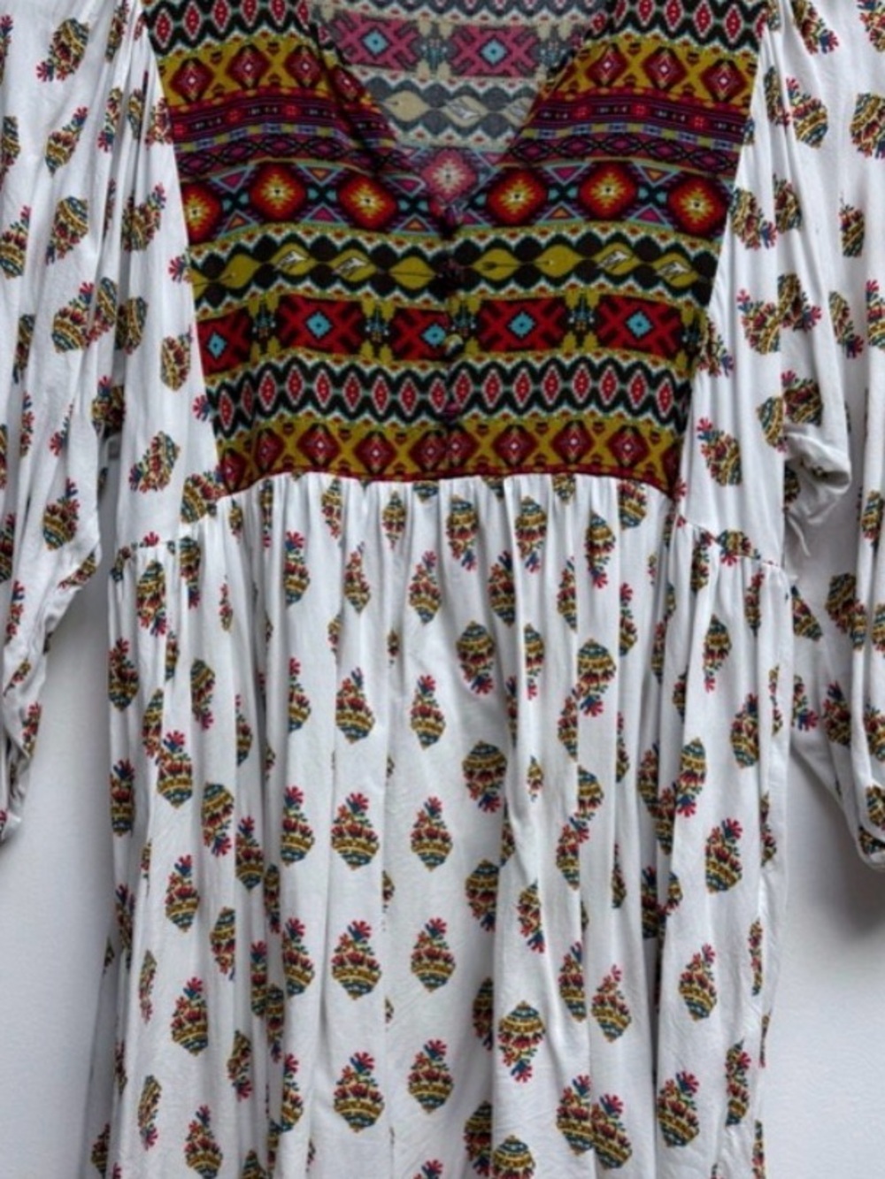 Umgee White and Red Scoop Neck Tunic